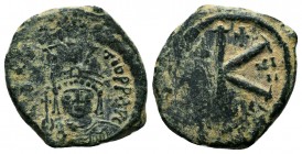 Maurice Tiberius (582-602), Ae Half Follis,

Condition: Very Fine

Weight: 6.0 gr
Diameter: 22 mm