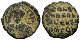 Constantin VII (913-959), AE follis,

Condition: Very Fine

Weight: 7.7 gr
Diameter: 25 mm