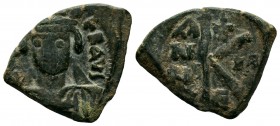 Maurice Tiberius (582-602), Ae Follis,

Condition: Very Fine

Weight: 4.0 gr
Diameter: 19 mm
