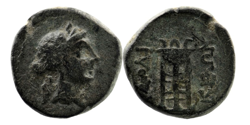 Phrygia, Laodikeia. 1st century B.C. AE 
Laureate head of Apollo right / ΛΑΟΔΙ Κ...