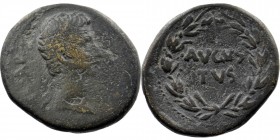 SYRIA. Seleucis and Pieria. Antioch. Augustus (27 BC-AD 14). AE
Obv: CAESAR .
Rev: AVGVSTVS. Bare head right. Legend within wreath.
RPC I 4100.
10,40 ...