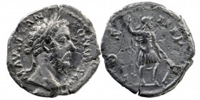 Commodus (177-192). AR Denarius Rome, 
Laureate head right. 
Mars standing right holding spear and resting on shield. 
RIC III 71; RSC 427
2,43 gr. 19...