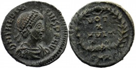 Theodosius I (379-395), Nummus, Cyzicus,
Obv: D N THEODO - S IVS P F AVG Diademed, draped and cuirassed bust right.
Rev: Rv. VOT / X / MVLT / XX withi...