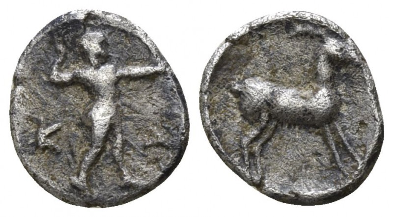 Bruttium. Kaulonia 525-425 BC.
1/12 Nomos AR

6mm., 0,21g.

K-A, Apollo, nu...
