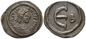 Justinian I.  AD 527-565. Constantinople. Pentanummium Æ