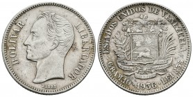 ESTADOS UNIDOS DE VENEZUELA. 50 Centavos. (Ar. 12,50g/30mm). 1876. París. (Km#Y15). MBC.