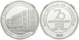 REPÚBLICA BOLIVARIANA DE VENEZUELA. 50 Bolívares. 2010. (Ar. 31,10g/38mm). 2010. 70 Aniversario del Banco Central de Venezuela. (Km#Y101). Encapsulado...