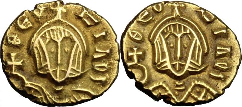 Theophilus (829-842). AV Semissis, Syracuse mint. D/ ΘЄOFILOS. Bust facing, wear...