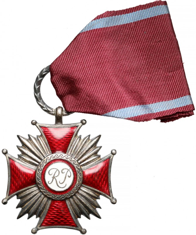 Srebrny Krzyż Zasługi MW przed 1952
 Srebrny Krzyż Zasługi. Wersja wykonana w M...