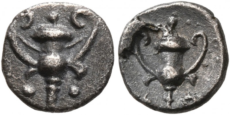 CALABRIA. Tarentum. Circa 280-228 BC. Obol (Silver, 9 mm, 0.42 g, 1 h). Kantharo...