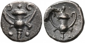 CALABRIA. Tarentum. Circa 280-228 BC. Obol (Silver, 9 mm, 0.42 g, 1 h). Kantharos with five pellets around. Rev. Kantharos with five pellets around; a...