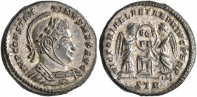 Constantine I, 307/310-337. Follis (Silvered bronze, 17 mm, 3.21 g, 1 h), Treveri, 318-319. IMP CONSTAN-TINVS MAX AVG Laureate, helmeted and cuirassed...