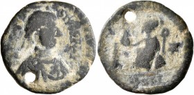 Anastasius I, 491-518. Dekanummium (Bronze, 20 mm, 4.16 g, 6 h), Constantinopolis, circa 512. [D N ANASTA]SIVS P P AVG Pearl-diademed, draped and cuir...