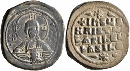 Anonymous Folles, time of Basil II & Constantine VIII, circa 976-1025. Follis (Bronze, 35 mm, 20.91 g, 6 h), Class A2, Constantinopolis. +ЄMMANOЧHΛ Ni...