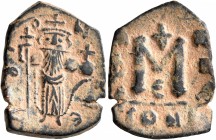 ISLAMIC, Time of the Rashidun. Pseudo-Byzantine types. Fals (Bronze, 22 mm, 3.74 g, 12 h), imitating and mixing different follis types of Constans II,...