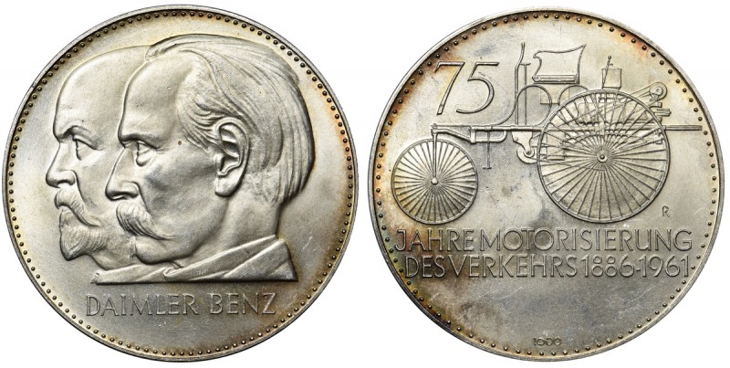 Niemcy, Medal - Daimler Benz 75 lat motoryzacji transportu
 Awers: „DAIMLER BEN...