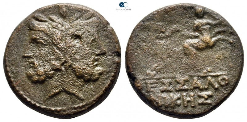 Macedon. Thessalonica circa 187-32/1 BC. 
Bronze Æ

24 mm., 11,92 g.



v...