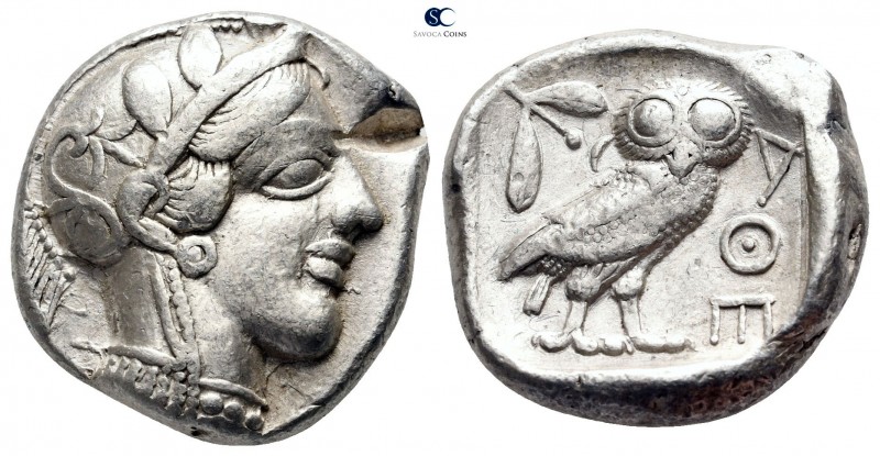 Attica. Athens circa 454-404 BC. 
Tetradrachm AR

24 mm., 17,19 g.



ver...