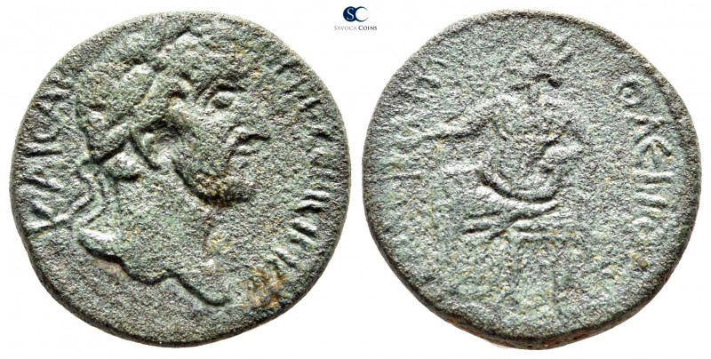 Macedon. Amphipolis. Antoninus Pius AD 138-161. 
Bronze Æ

23 mm., 8,87 g.
...