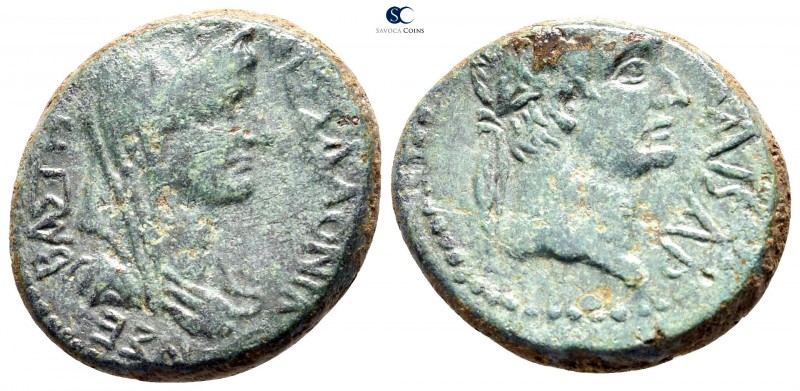 Macedon. Thessalonica. Augustus with Livia 27 BC-AD 14. 
Bronze Æ

24 mm., 8,...
