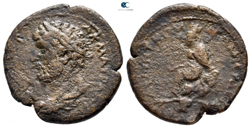 Commagene. Samosata. Marcus Aurelius AD 161-180. 
Bronze Æ

25 mm., 8,12 g.
...