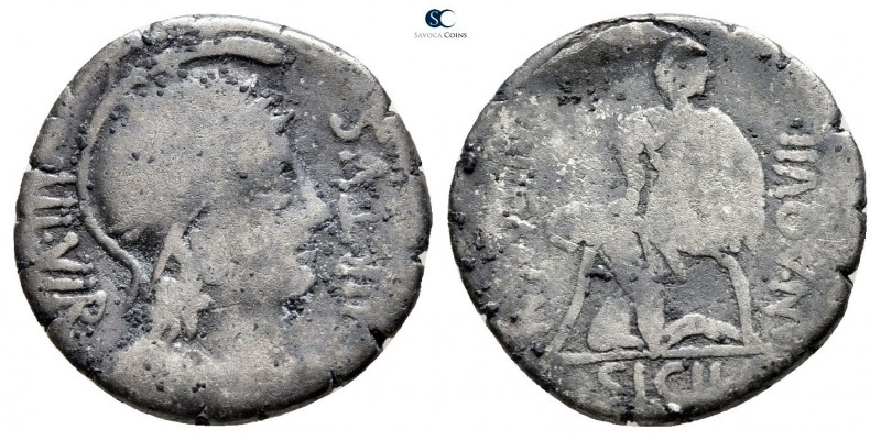 Mn. Aquillius 65 BC. Rome
Serrate Denarius AR

19 mm., 3,44 g.



fine