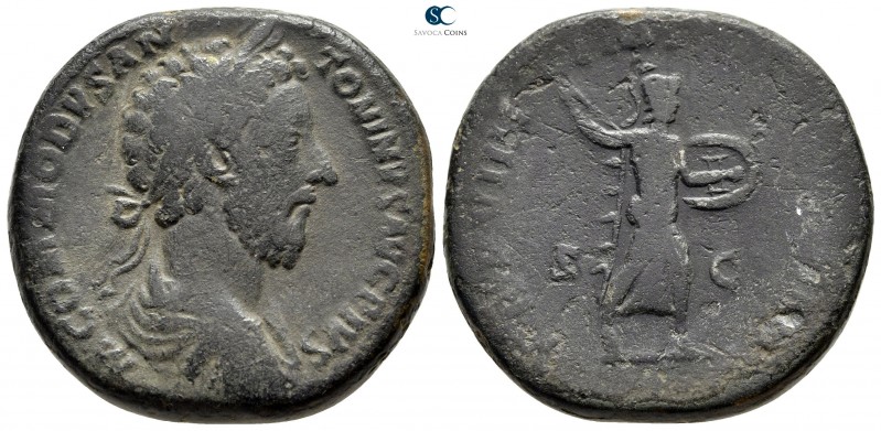 Commodus AD 180-192. Rome
Sestertius Æ

31 mm., 23,57 g.



very fine