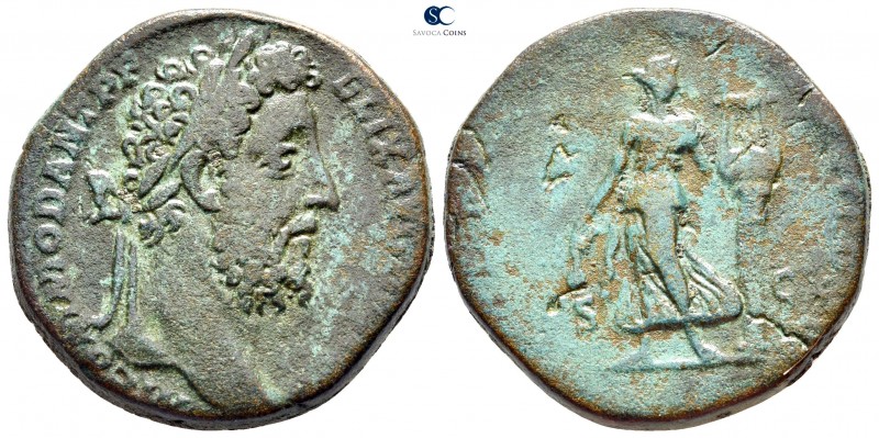 Commodus AD 180-192. Rome
Sestertius Æ

30 mm., 20,3 g.



nearly very fi...