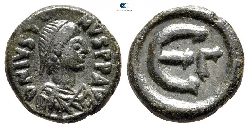 Justin I AD 518-527. Constantinople
Pentanummium Æ

13 mm., 1,89 g.



ve...