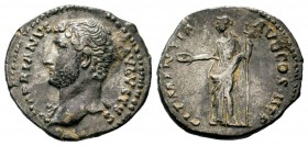 Hadrianus (117-138 AD). AR Denarius 
Condition: Very Fine

Weight: 2,95 gr
Diameter: 17,65 mm
