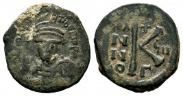 Tiberius Constantine II, 578-582.AE Follis
Condition: Very Fine

Weight: 6,33 gr
Diameter: 26,31mm