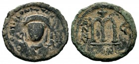 Tiberius Constantine II, 578-582.AE Follis
Condition: Very Fine

Weight: 9,54gr
Diameter: 26,84mm