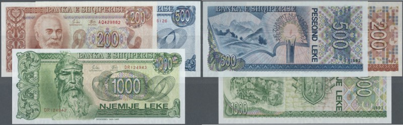 Albania / Albanien. Set of 3 banknotes containing 200, 500 and 1000 Leke 1992, P...