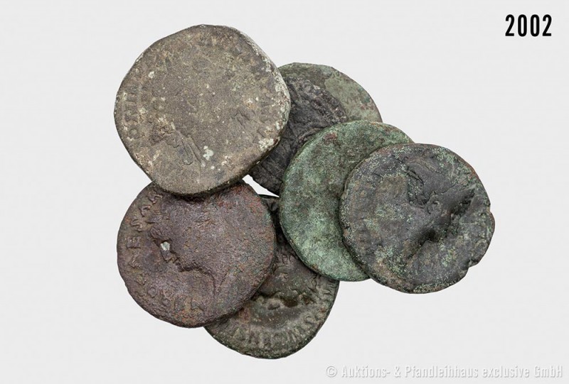 Römische Kaiserzeit, Konv. von 7 Bronzemünzen, bestehend aus: Augustus (27 v. Ch...