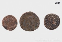 Römische Kaiserzeit, Konv. spätrömische Münzen, bestehend aus: Constantinus I. (307-337), Follis. Vs. IMP CONSTANTINVS P F AVG, gepanzerte Porträtbüst...
