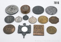 Umfangreiches Konv. von 14 verschiedenen Medaillen, überwiegend Deutschland, darunter Baden, Medaille 1918 von B. H. Mayer`s Kunstprägeanstalt Pforzhe...