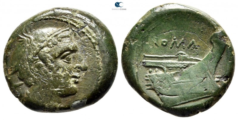 Anonymous 217-215 BC. Rome
Semuncia Æ

20 mm., 6,74 g.

Head of Mercury rig...