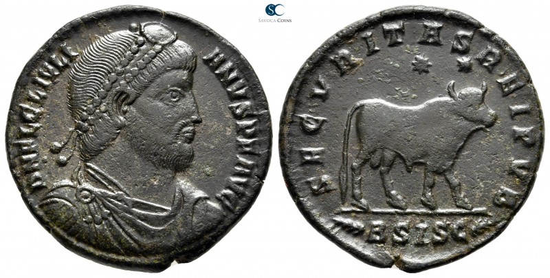 Julian II AD 360-363. Siscia
Double Maiorina Æ

28 mm., 9,11 g.

D N FL CL ...