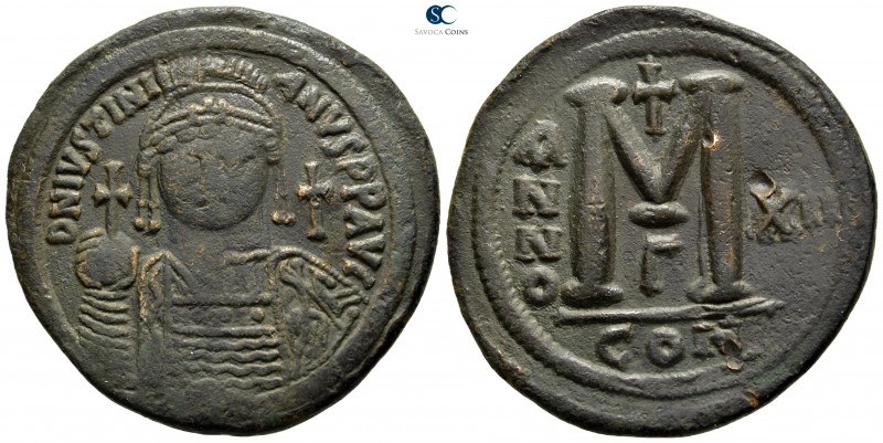 Justinian I AD 527-565. Constantinople
Follis Æ

42 mm., 22,34 g.

D N IVST...