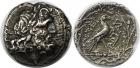 Drachme 232 - 168 v. Chr 
Griechische Münzen, EPIRUS. KOINON VON EPIRUS. Drachme (4.32g). ca. 232 - 168 v. Chr. Vs.: Zeuskopf mit Lorbeerkranz, in de...