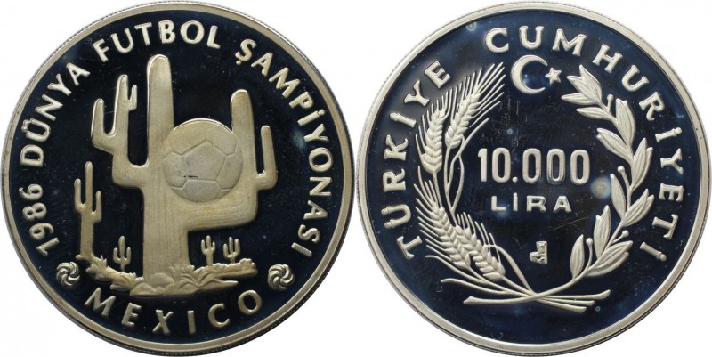 10000 Lira 1986 
Weltmünzen und Medaillen, Türkei / Turkey. "1986: Fussball-WM ...