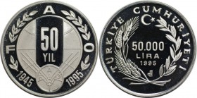 50000 Lira 1995 
Weltmünzen und Medaillen, Türkei / Turkey. F.A.O. 50 Jahre. 50000 Lira 1995, Silber. 0.69 OZ. KM 1040. Polierte Platte