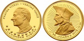 Czechoslovakia 5 Dukat 1990 Kremnitz
Gold (.986) 17,28g.; On the reformer Johan Hus and secretary general Alexander Dubcek. Unsigned one. Half-length...