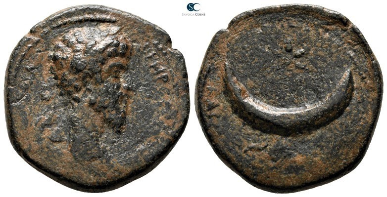 Mesopotamia. Carrhae. Marcus Aurelius AD 161-180. 
Bronze Æ

25mm., 12,41g.
...