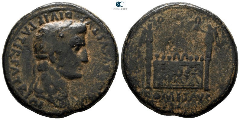 Augustus 27 BC-AD 14. Struck circa AD 10-14. Lugdunum (Lyon)
Sestertius Æ

33...