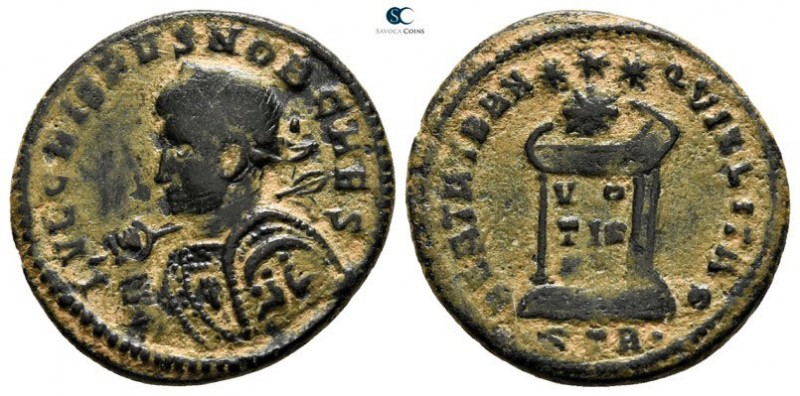 Crispus, as Caesar AD 316-326. Struck AD 322-323. Treveri
Follis Æ

19mm., 3,...