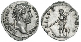 ADRIANO. Denario. Roma (134-138). R/ Tellus a izq. con rastrillo y arado, a der. dos espigas; TELLVS STABIL. RIC-276. Pátina gris. EBC.