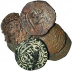 Lote de 6 cobres de Santo Domingo: 5 de Juana y Carlos (uno con contramarca llave -1577- y otro ancla - Jamaica, 1611-) y 1 de Carlos I. RC/BC+.