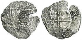 8 reales. Fecha no visible. Potosí. Contramarca (1652) en anv.; corona con orla de puntos “La Capitana”. AC-Tipo 327. Cospel abierto. RC, el resello M...