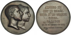 Medalla. 1878. Boda con María de las Mercedes. AE 70 mm. Mínimos golpecitos. EBC+.